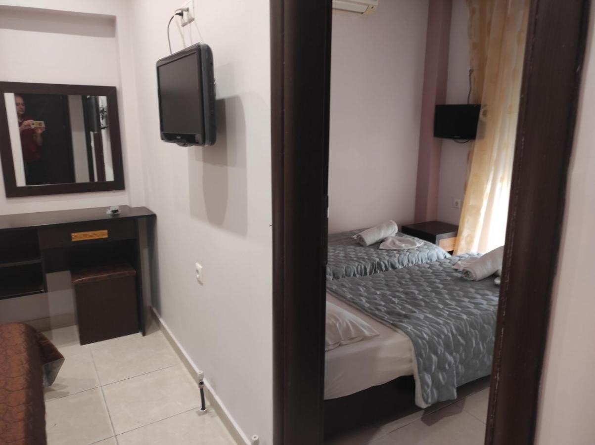 Hotel Louiza Paralia Katerinis Luaran gambar